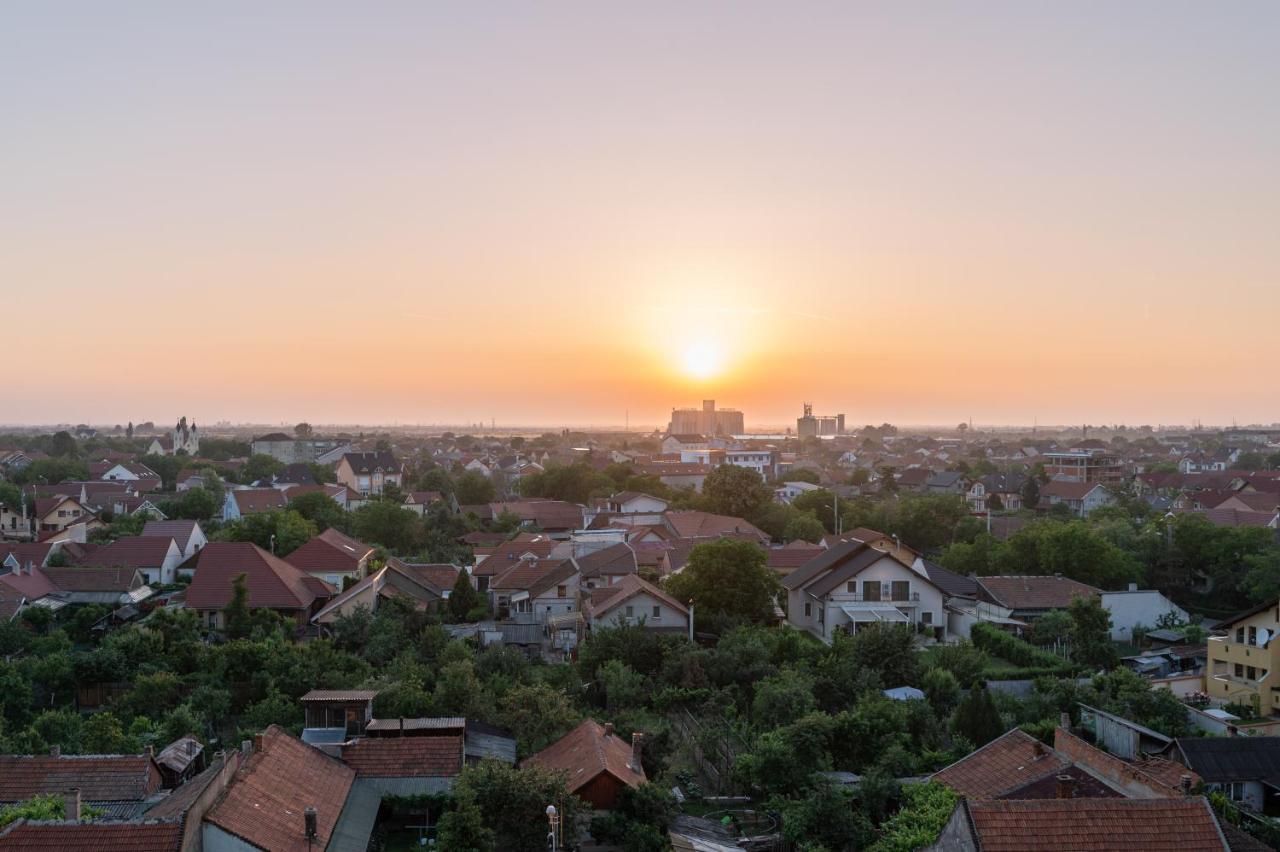 Sunset Flat Apartment Oradea Exterior photo